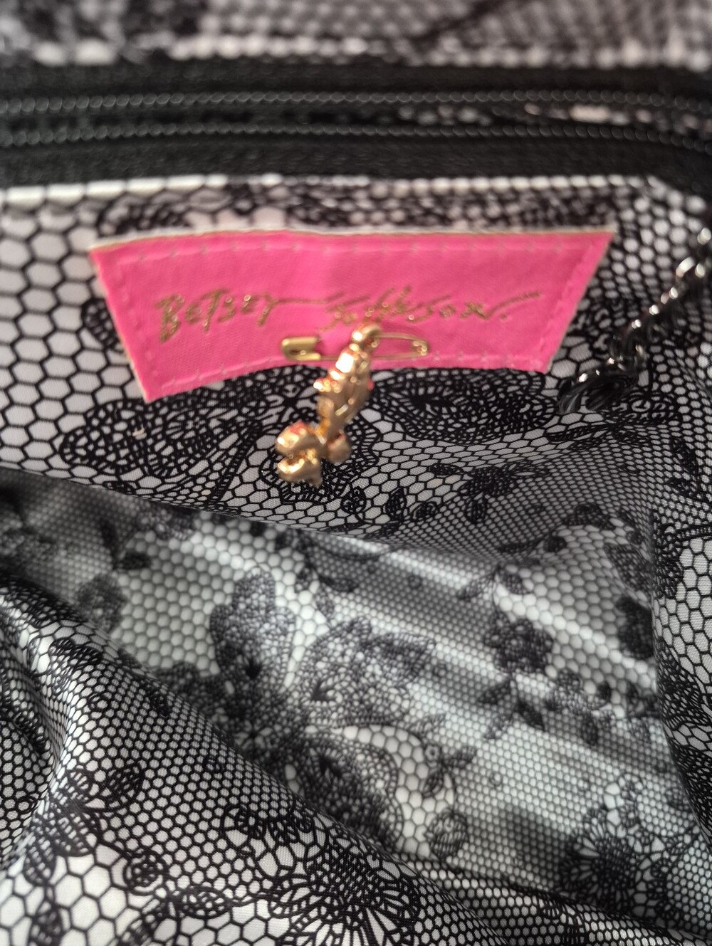 Betsey Johnson Vintage Pearl White Leather Hobo Bag - Picture 9 of 13